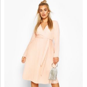 NWT Pleated midi dress